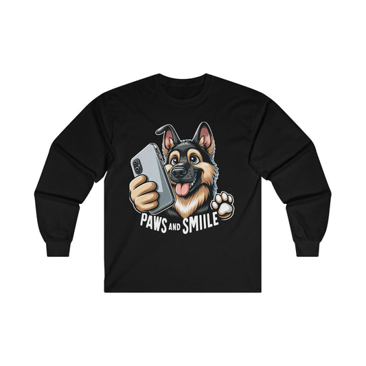 Paws and Smile Long Sleeve Shirt (20 colors) (German Shepherd)